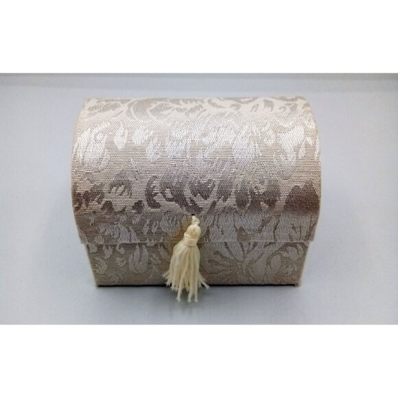 Glass Angel Figures Comfort Box White Brocade Box Tassel 4 In Holiday Religious - Picture 3 of 15